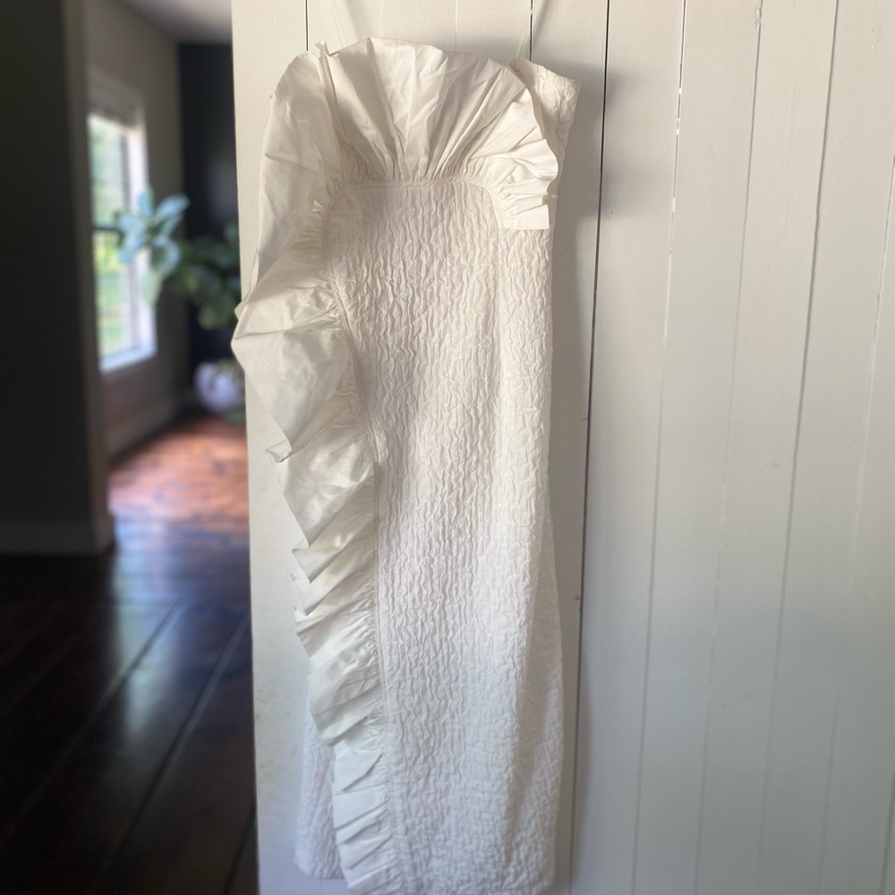 ANTONIO MELANI Cream Sheath Dress Spaghetti Strap Sleeveless